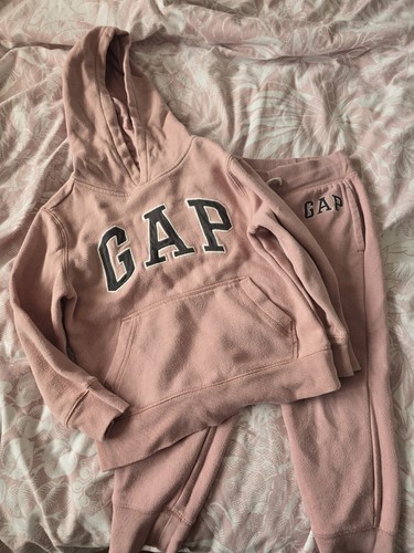 Kids gap tracksuit age 6 - gap, 5-6