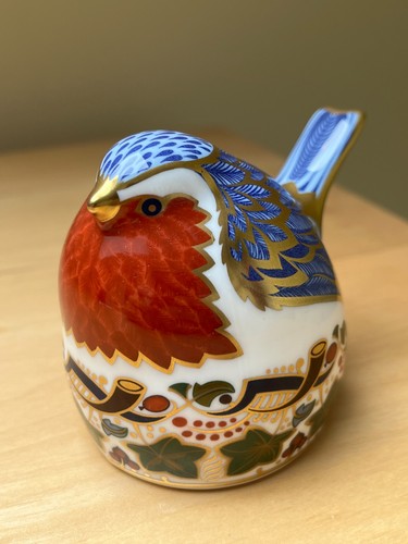 Royal crown derby - royal, "robin