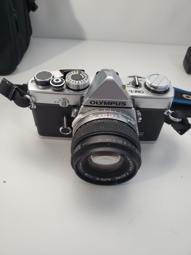 Olympus 35mm slr - om-1, film