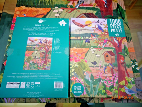 Birds puzzle 1000 piece table - puzzle,
