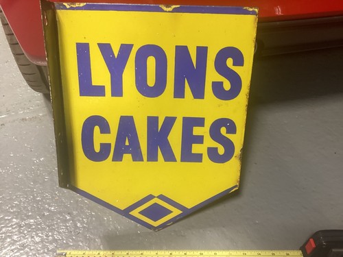 Original lyons cakes enamel - lyons,