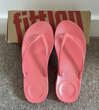 Fitflop Women's Iqushion Ergonomic Flip-Flops