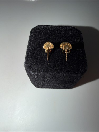 Saudi gold carat - gold, 18-carat