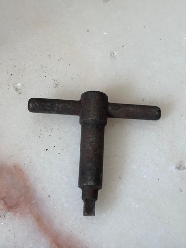 Vintage square drive handle - vintage,
