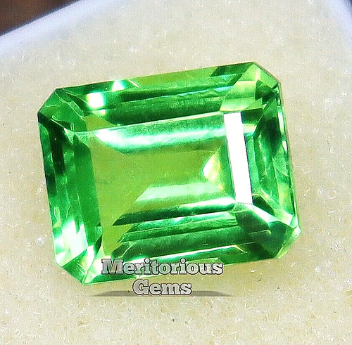 Green peridot stone - peridot, 10.50ct