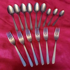 JOBLOT OF 1970s RETRO, ONEIDA HIGHLAND WOOD DESIGN CUTLERY