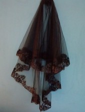 Black veil 2 tier fingertip