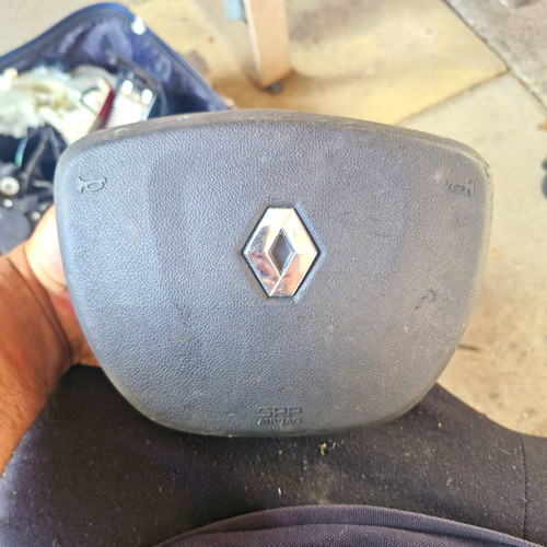 Driver steering wheel airbag - driver,