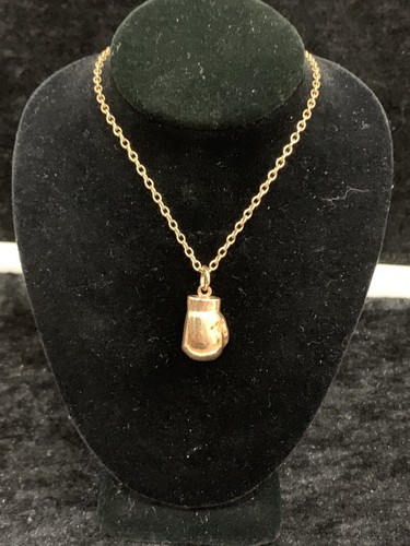 9ct yellow gold - , boxing