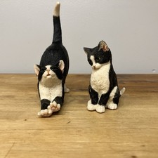 SHERRATT & SIMPSON Cute Black/White Streching Cat/KITTEN Figurine Ornament 56854