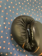 Venum Elite Evo 14oz 1st