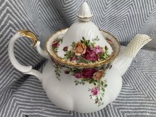 old country roses royal albert teapot