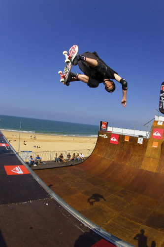 Tony hawk skateboard - skateboard, poster