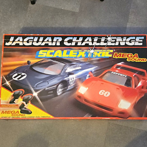 Scalextric jaguar challenge - jaguar,