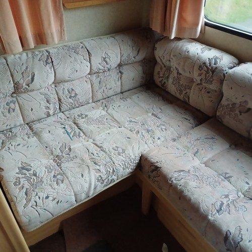 Caravan cushions shape - caravan, l