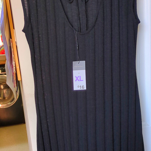 Primark black long pleated - black,