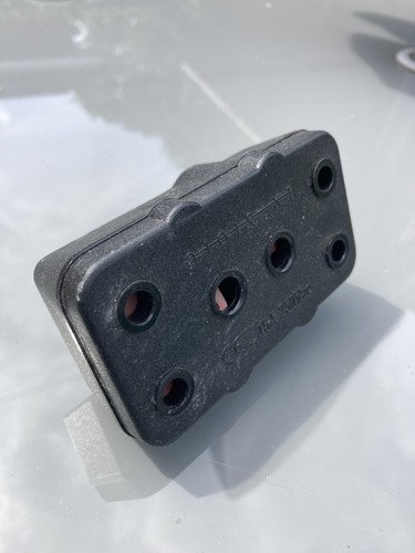 15amp round pin way adaptor - 15amp,