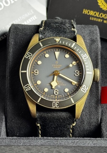 Tudor black bay bronze - tudor,