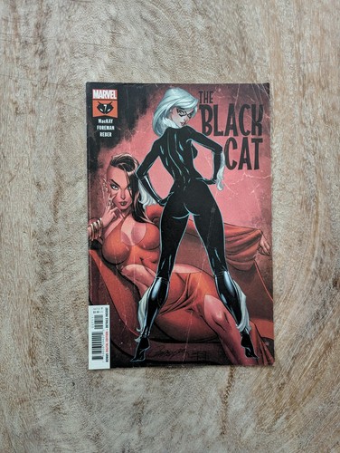 Black cat marvel comics - black,
