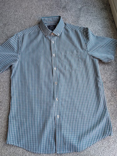 Mens short sleeve green white - sleeve,