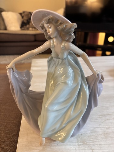 Lladro 05662 may dance - 05662,