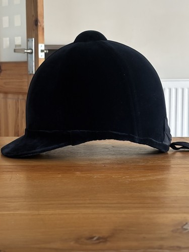 Stunning black patey hunt - stunning,