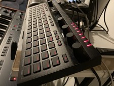 Korg SQ-64 4-Channel