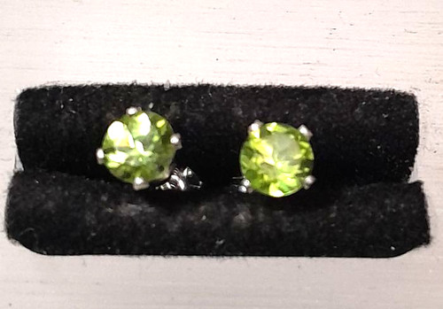 Exquisite handmade peridot - exquisite,