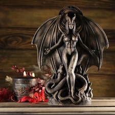 Lilith Inanna Statue