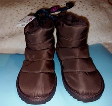 Cute modern boots by Primark