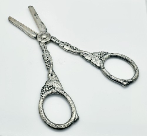 Vintage grape scissors - grape, inch
