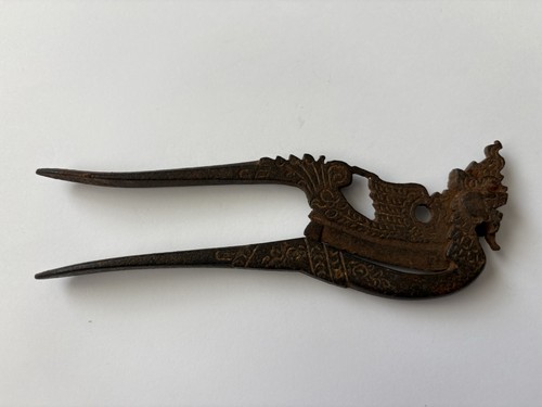 Antique betel nut cutter - antique,