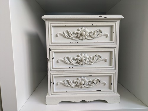 Small vintage table top - small,