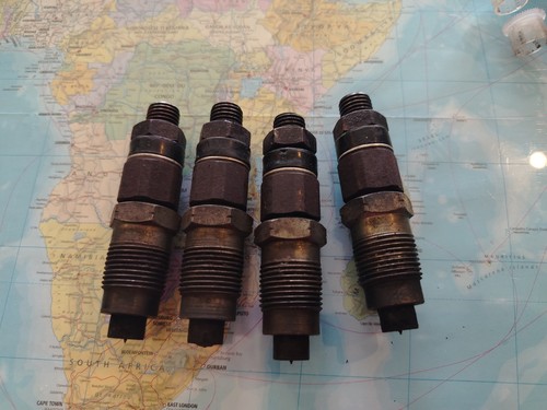 Diesel fuel injectors - 1,