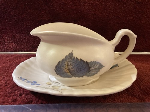Axe vale pottery - blue, leaf