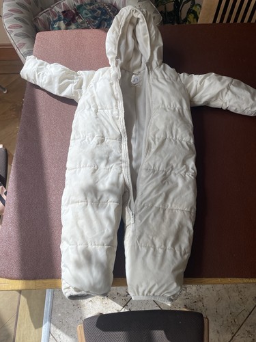 Baby gap white snowsuit 18m - gap, 12-18m