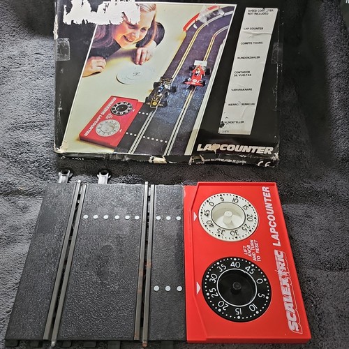 Scalextric track lap counter - lap,