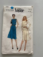 Vintage Very Easy Vogue Sewing