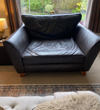 M&S Loveseat - Brown Leather -