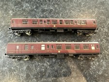 HORNBY OO GAUGE PAIR HOGWARTS RAILWAY MAROON HARRY POTTER