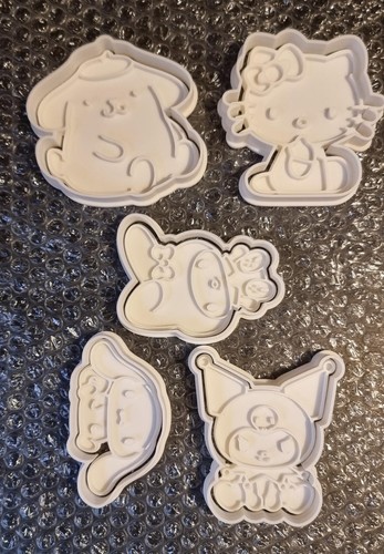 Sanrio cookie cutters - sanrio, cutters–
