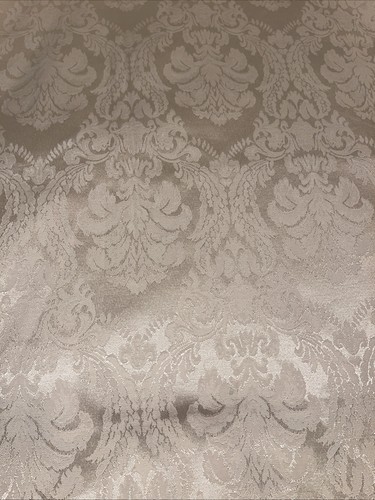 Wilton court round ivory - wilton,