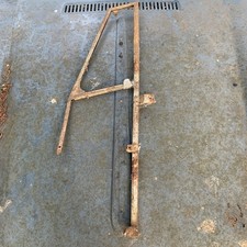 Triumph Herald Vitesse Front 1/4 Light Frame RH Right Hand 508312