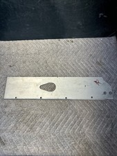 Land Rover Defender Bulkhead