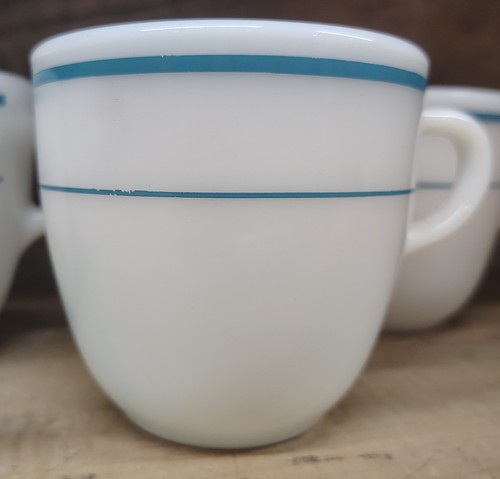 Pyrex corning white milk - pyrex, glass