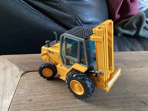Joal jcb 930 masted rough - 1/32,