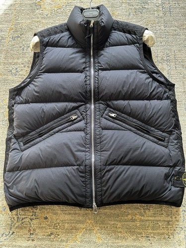 Stone island seamless - stone, tunnel