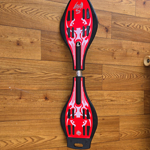 Red black caster board - black,