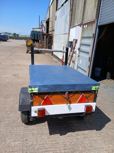 Small robust trailer - small,