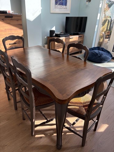 Solid oak extendable dining - extendable,